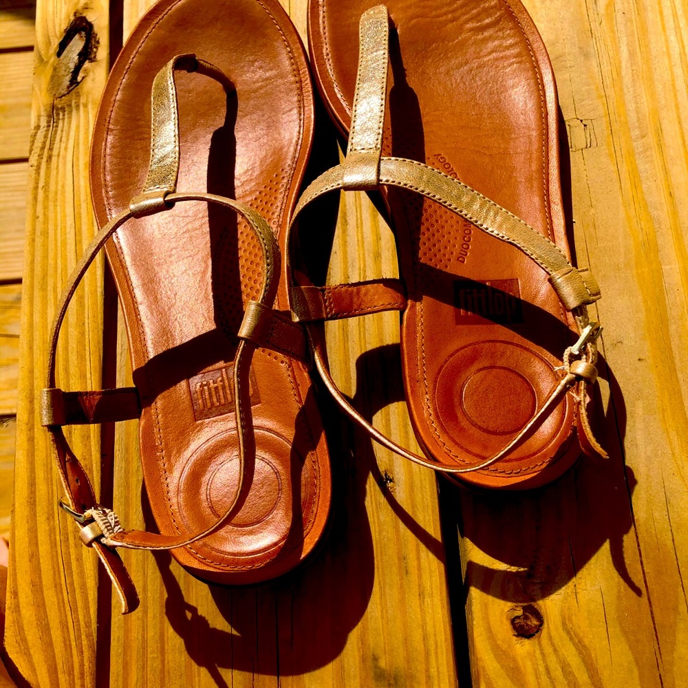 Fit Flop Tia metallic gold sandal